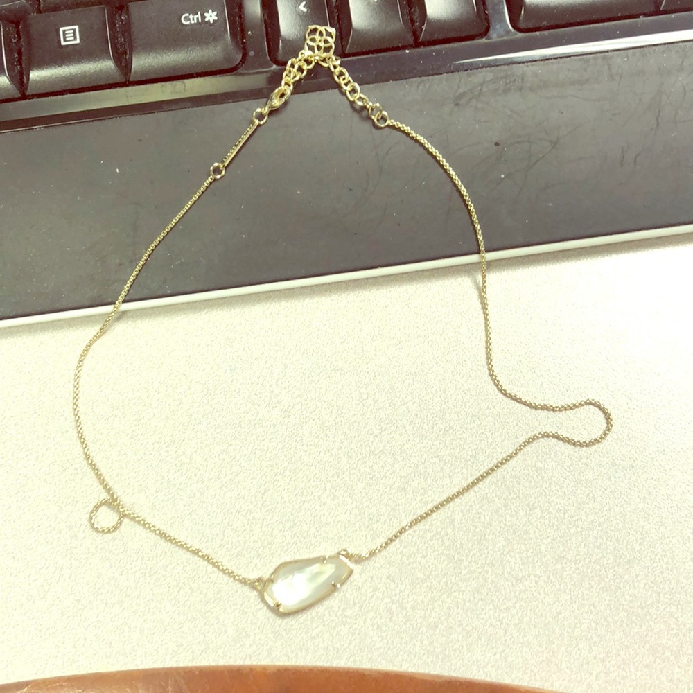 Kendra Scott Necklace